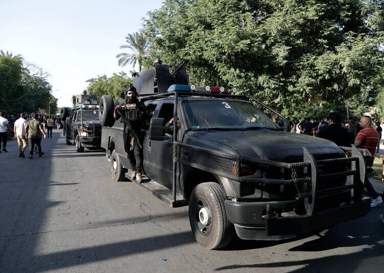 Violence in Iraq as pro-Iran groups clash with security forces in Baghdad 1 - Egyptian Gazette Iraqi security forces battled with protesters at the heavily fortified Green Zone.