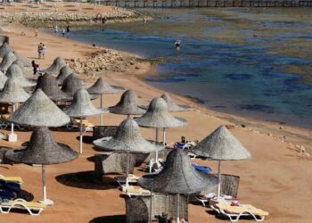 Egypt detains 3 hotel workers after 47 tourists suffer food poisoning in Hurghada
