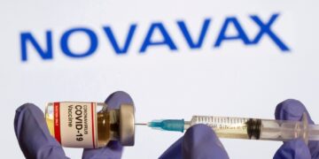 Novavax developing vaccine that targets new Covid-19 variant