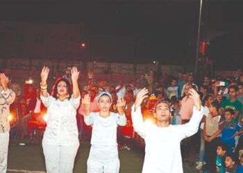 Theatre magic for all to dispel harmful thinking