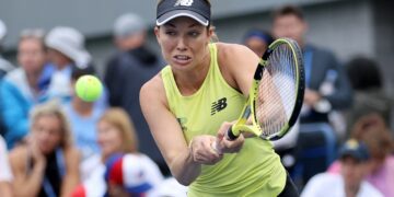 Halep withdraws, Collins retires at Linz semi-finals