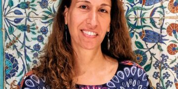 Ontario Certificate of Achievement for 2021 goes to Egyptian teacher Rania Zaki