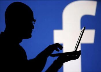 Facebook ends facial recognition over privacy fears