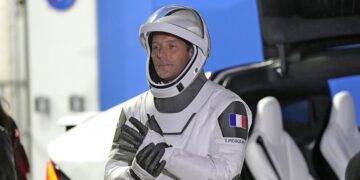 From space, astronaut sounds the alarm about climate crisis