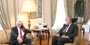 Shoukri probes with UN envoy promoting Middle East peace