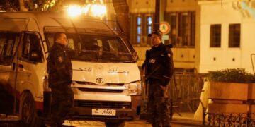 Tunisian police say they shot, wounded extremist trying to attack them