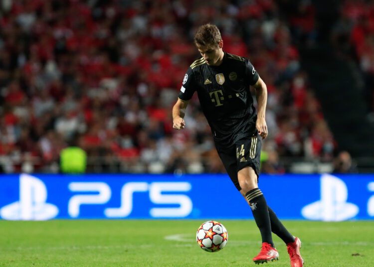 Josip Stanisic of Bayern Munich in action during the Uefa Champions League group E match against SL Benfica at Estadio da Luz on October 20, 2021 in Lisbon.