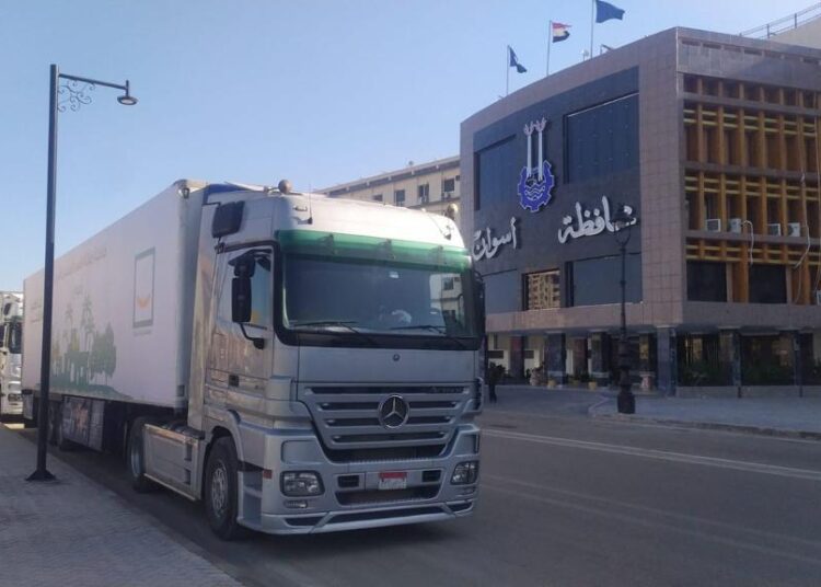 Decent Life aid convoys arrive in Aswan 1 - Egyptian Gazette