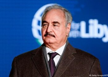 Key Libya commander announces candidacy for president