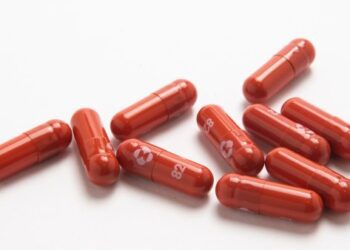 New COVID-19 pill cut hospital, death risk by 90%