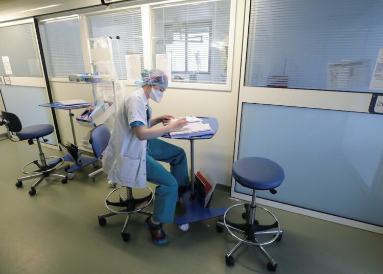 The seven-day average of new cases reached 17,153 yesterday, up from 9,458 a week earlier.