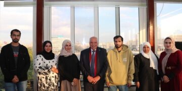 Emirati delegation visits Egyptian Teachers’ Syndicate to discuss prospects for joint co-operation