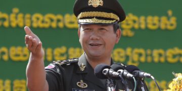 Cambodia’s leader Hun Sen endorses oldest son as successor 1 - Egyptian Gazette Cambodia’s leader Hun Sen endorses oldest son as successor