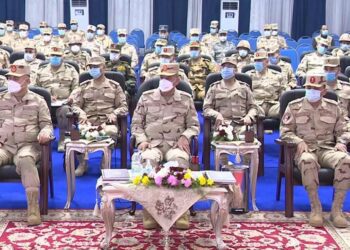 Defense min. attends main phase of Fatah-4 drills