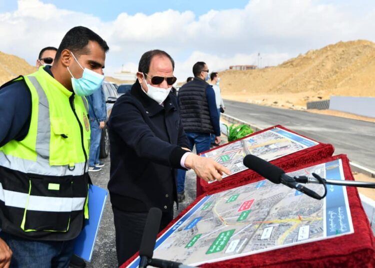 Sisi tours Greater Cairo road, development projects 1 - Egyptian Gazette
