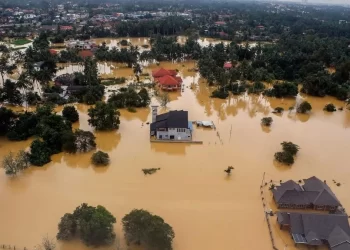 Over 20,000 people evacuated due to heavy rains in Malaysia
