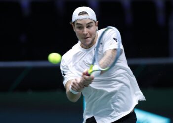 Germany knock out Britain to reach Davis Cup semi-finals