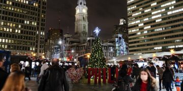 Can you safely enjoy the holidays? Experts offer Covid tips