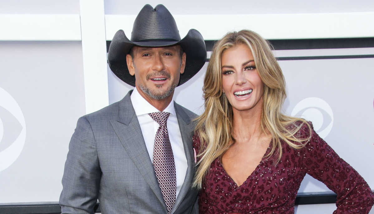 Faith Hill, Tim McGraw relish roles in TV drama '1883' - Egyptian Gazette