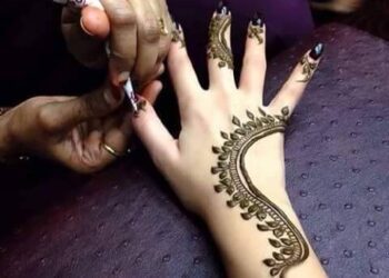 Henna with Islamic style