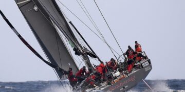 Super maxi Black Jack leads battered Sydney-Hobart fleet