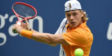 Canada’s Shapovalov tests positive for Covid-19 in Sydney