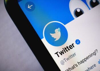 Twitter bans sharing of photos without consent
