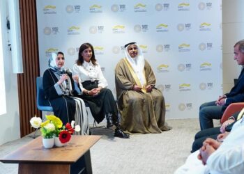 Makram commends parliament’s support for ‘speak Arabic’ initiative