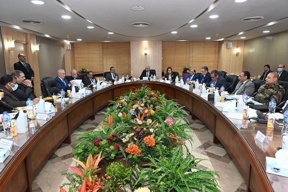 Housing minister presides over TDA meeting 2 - Egyptian Gazette Housing minister presides over TDA meeting 1 - Egyptian Gazette