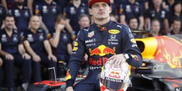 F1 title rivals join in urging people to get vaccinated