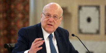 Lebanon PM signals backing for c. bank governor facing multiple probes