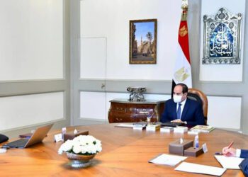 Sisi calls for promoting imams’ skills to enhance performance of preaching