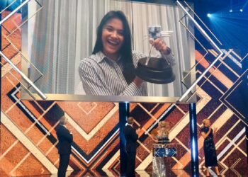 Raducanu wins Sports Personality of the Year