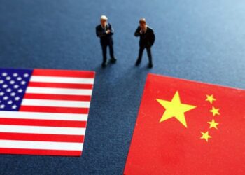 China imposes sanctions on US officials