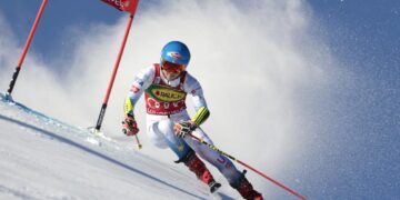 Olympic champion Shiffrin dominates GS, regains overall lead