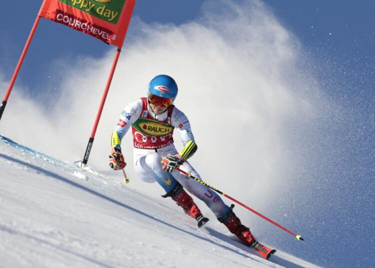 United States' Mikaela Shiffrin speeds down the slope during the first run of an alpine ski, women's World Cup giant slalom, in Courchevel, France, Tuesday, Dec. 21, 2021.