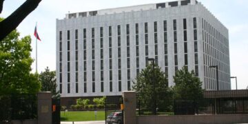 Russian embassy calls on US to abandon plans to provide more weapons to Ukraine 1 - Egyptian Gazette Russian embassy calls on US to abandon plans to provide more weapons to Ukraine