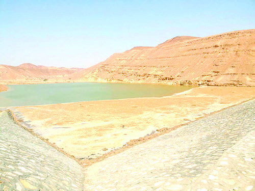 Flood protection scheme progress assessed 1 - Egyptian Gazette The Ministry of Water Resources and Irrigation is implementing major projects to protect Bedouin settlements, tourist facilities, roads, communications, gas, water, electricity and power towers from floods.