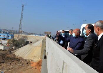 Egyptian PM: State is implementing several roads, axes at highest quality