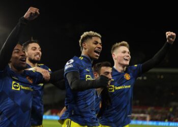 Man United back on track but grumpy Ronaldo mars win