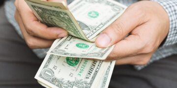 Another year of dollar dominance ahead as the Fed lifts rates