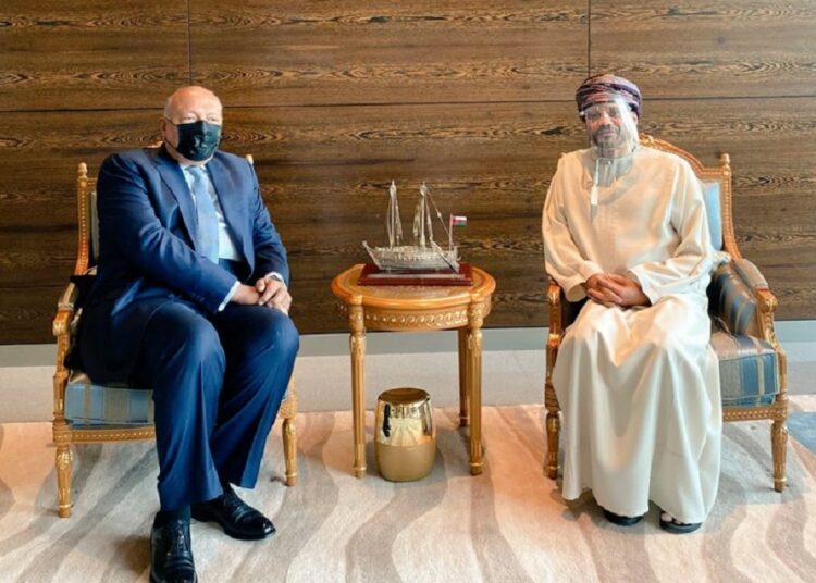 (Update) FM in Oman to take part in Egyptian-Omani joint committee meetings 1 - Egyptian Gazette Egyptian Foreign Minister Sameh Shoukry arrived Saturday in Muscat, where he was received by his Omani counterpart Sayyid Badr Al-Busaidi.
