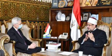 Cairo, Paris seek to boost religious ties, moderate thought