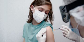 Pfizer/BioNTech vaccine protects children against rare COVID-19 complication 1 - Egyptian Gazette Pfizer/BioNTech vaccine protects children against rare COVID-19 complication