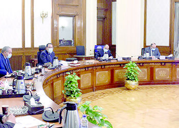 PM probes ways to ease land obtainment by investors