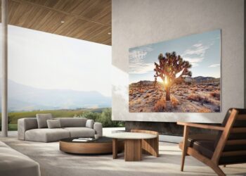 Samsung showcases monitor leadership at CES with versatile 2022 lineup