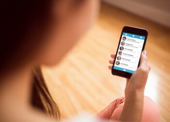 How to make sure you don’t lose your contacts when changing smartphones