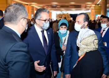 Many officials visit Emigration Ministry pavilion on WYF sidelines