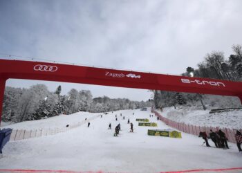 Dangerous snow surface forces World Cup ski race to stop