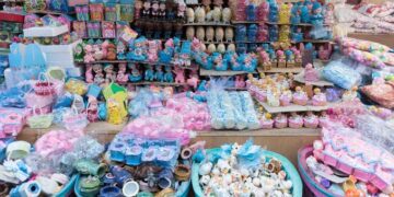 Darb el-Barabra: Aladdin’s cave of happy-to-you gifts 1 - Egyptian Gazette Darb el-Barabra: Aladdin’s cave of happy-to-you gifts